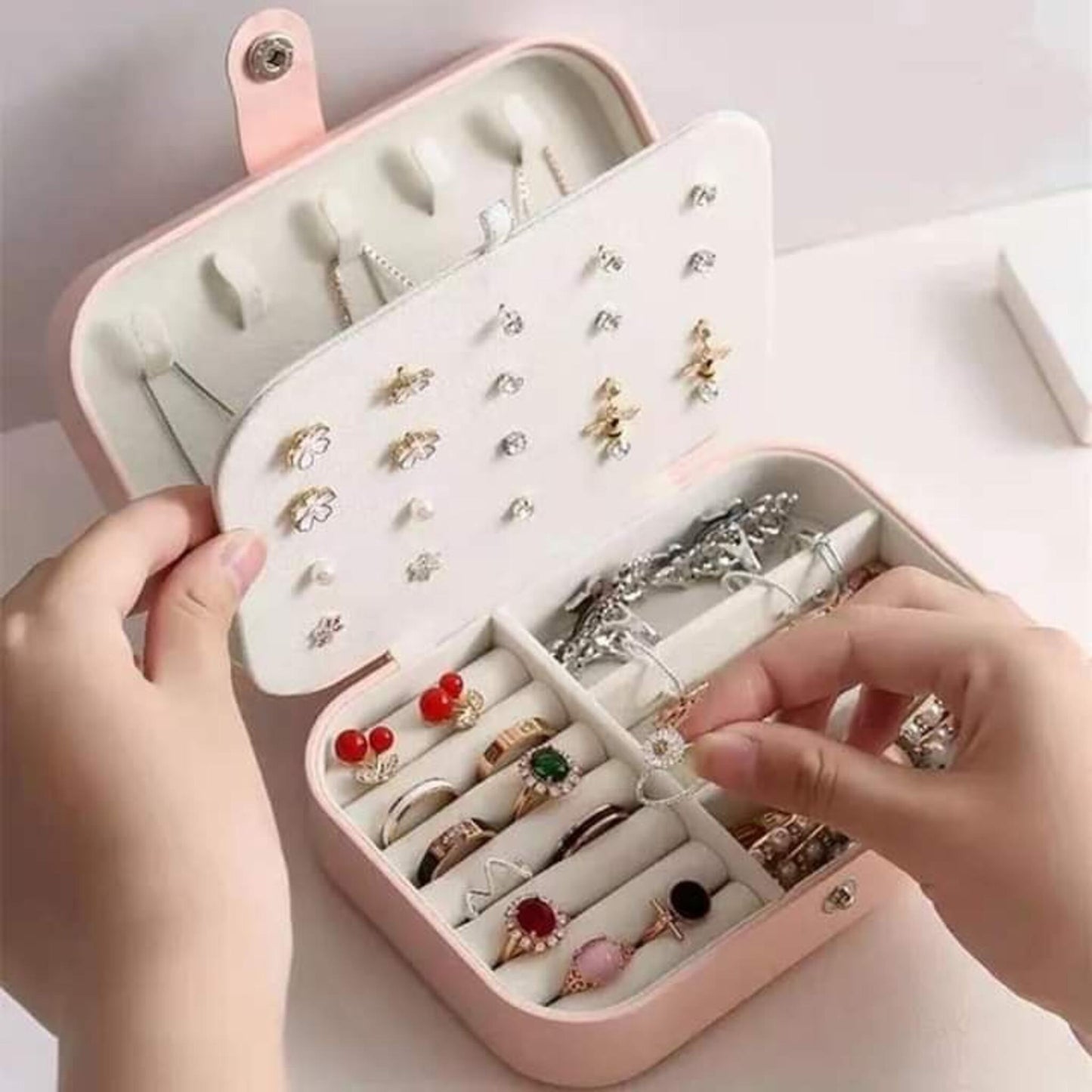 Premium Portable Leather Jewelry Box | Mini Travel Jewelry Organizer Case