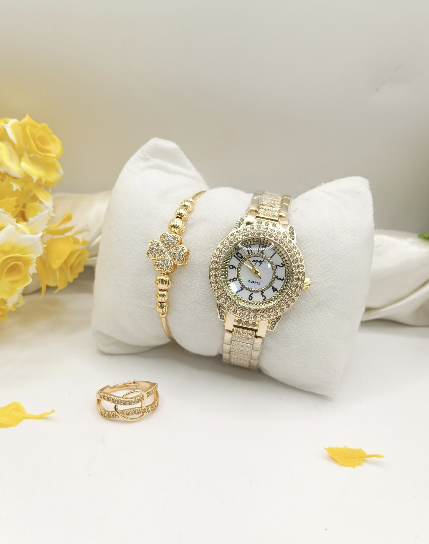 Golden Ladies Watch Set with Clover Bracelet & Ring – Zeenora