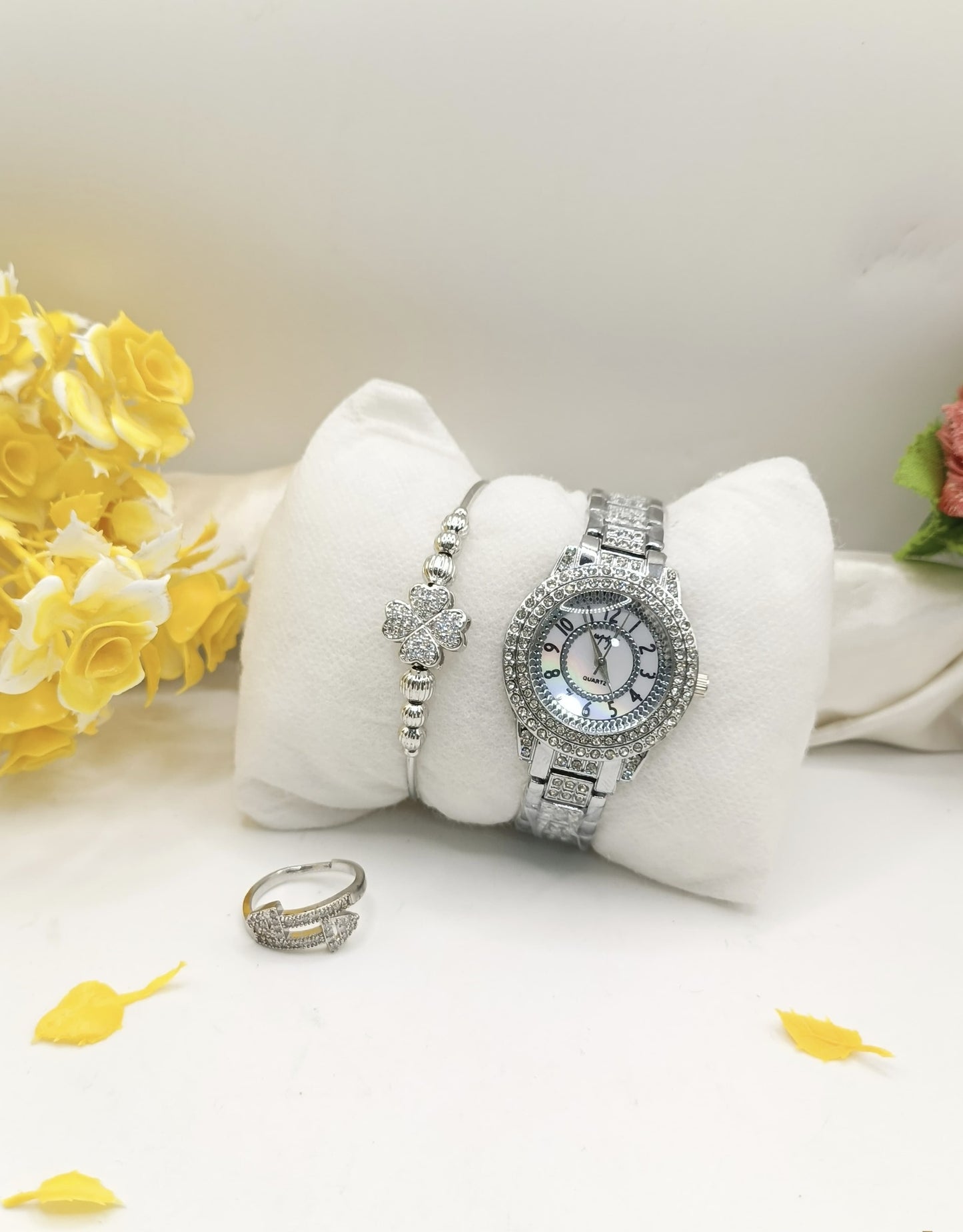 Silver Ladies Watch Set with Clover Bracelet & Ring – Zeenora